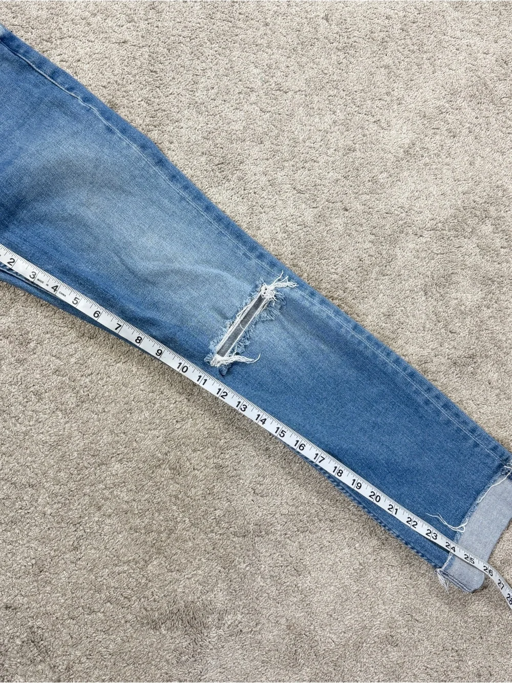 MOTHER Women’s High Waisted Raider Ankle Fray Jeans in Party Like A Pirate 26 - Picture 15 of 15